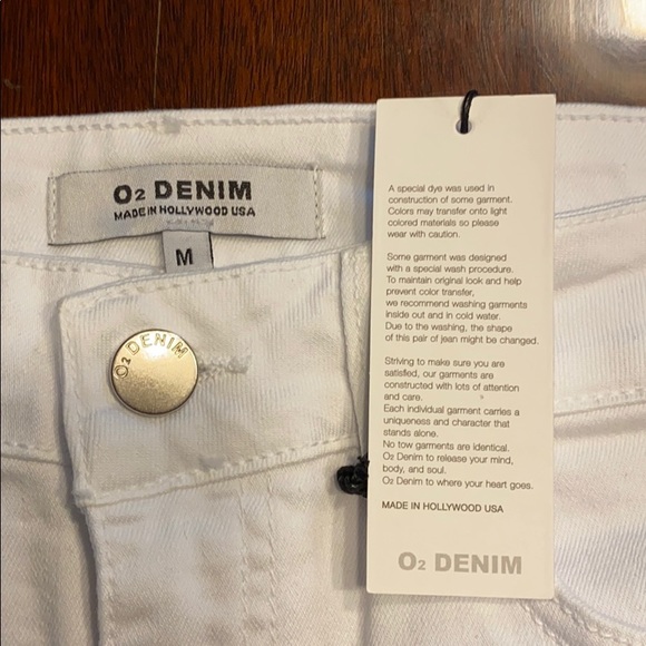O2 mini skirt - Picture 2 of 4